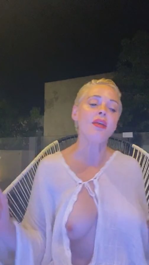 rose-mcgowan-nude-during-live-broadcast-thefappening-pro-14 rose mcgowan nude during live broadcast thefappening pro 14