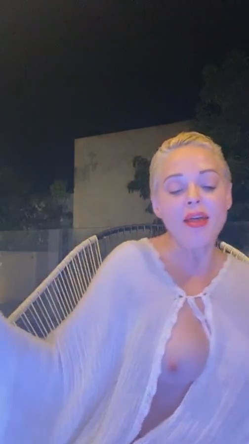 rose-mcgowan-nude-during-live-broadcast-thefappening-pro-2 rose mcgowan nude during live broadcast thefappening pro 2