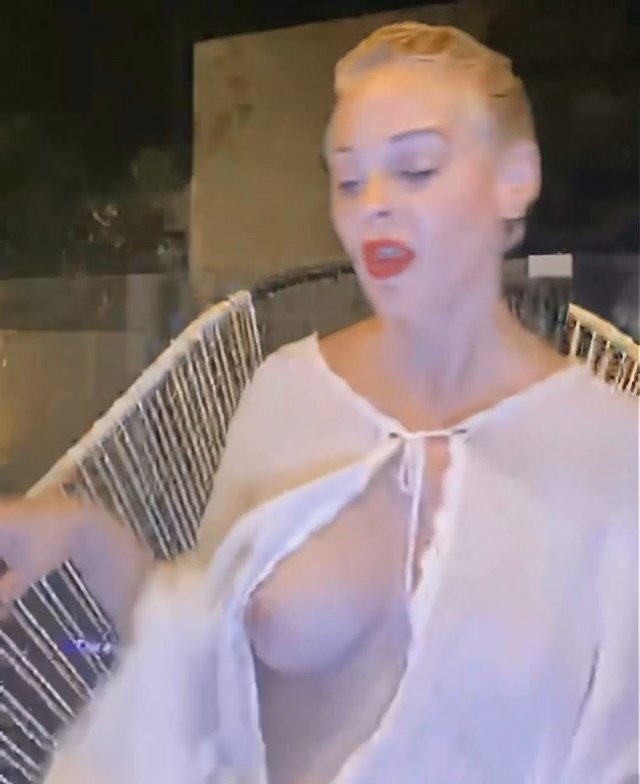 rose-mcgowan-nude-during-live-broadcast-thefappening-pro-9 rose mcgowan nude during live broadcast thefappening pro 9