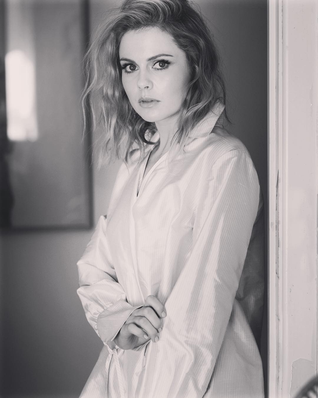 rose-mciver-nude-sexy-15 rose mciver nude sexy 15