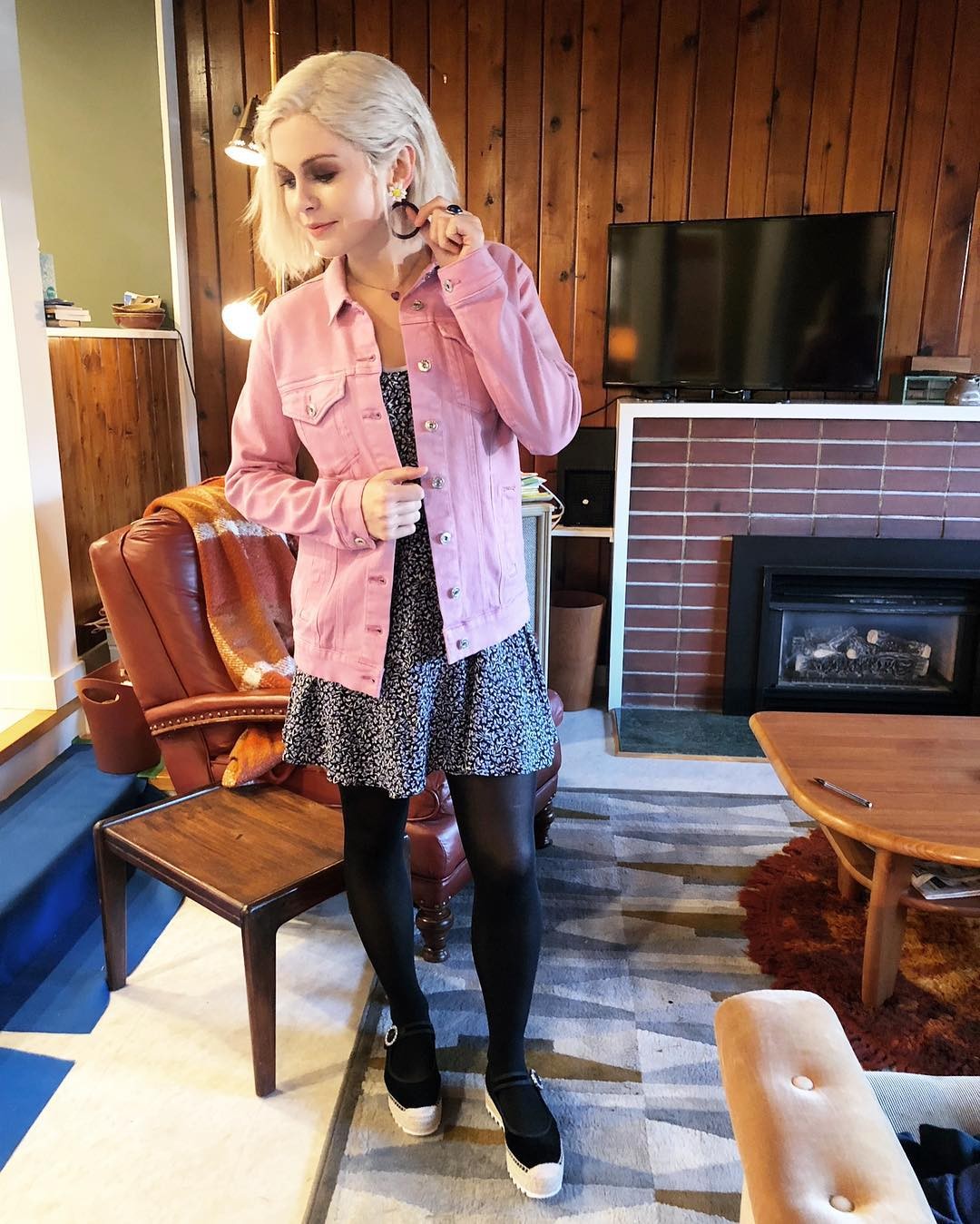 rose-mciver-nude-sexy-20 rose mciver nude sexy 20