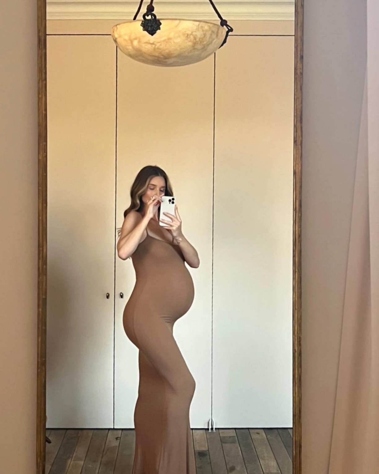 rosie-huntington-whiteley-pregnant-thefappening-cfd-2 Rosie Huntington-Whiteley Huge Baby Bamp