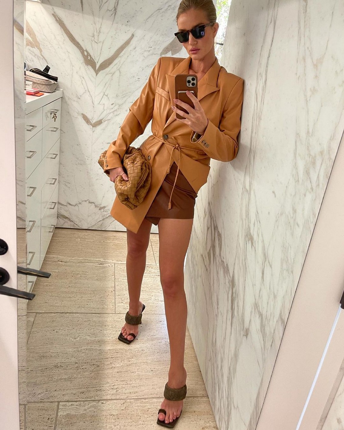rosie-huntington-whiteleys-top-ten-looks-with-pokies-thefappening-cfd-5 rosie huntington whiteleys top ten looks with pokies thefappening cfd 5