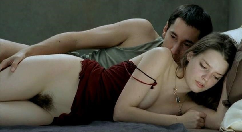 roxane-mesquida-nude-scenes-2 roxane mesquida nude scenes 2