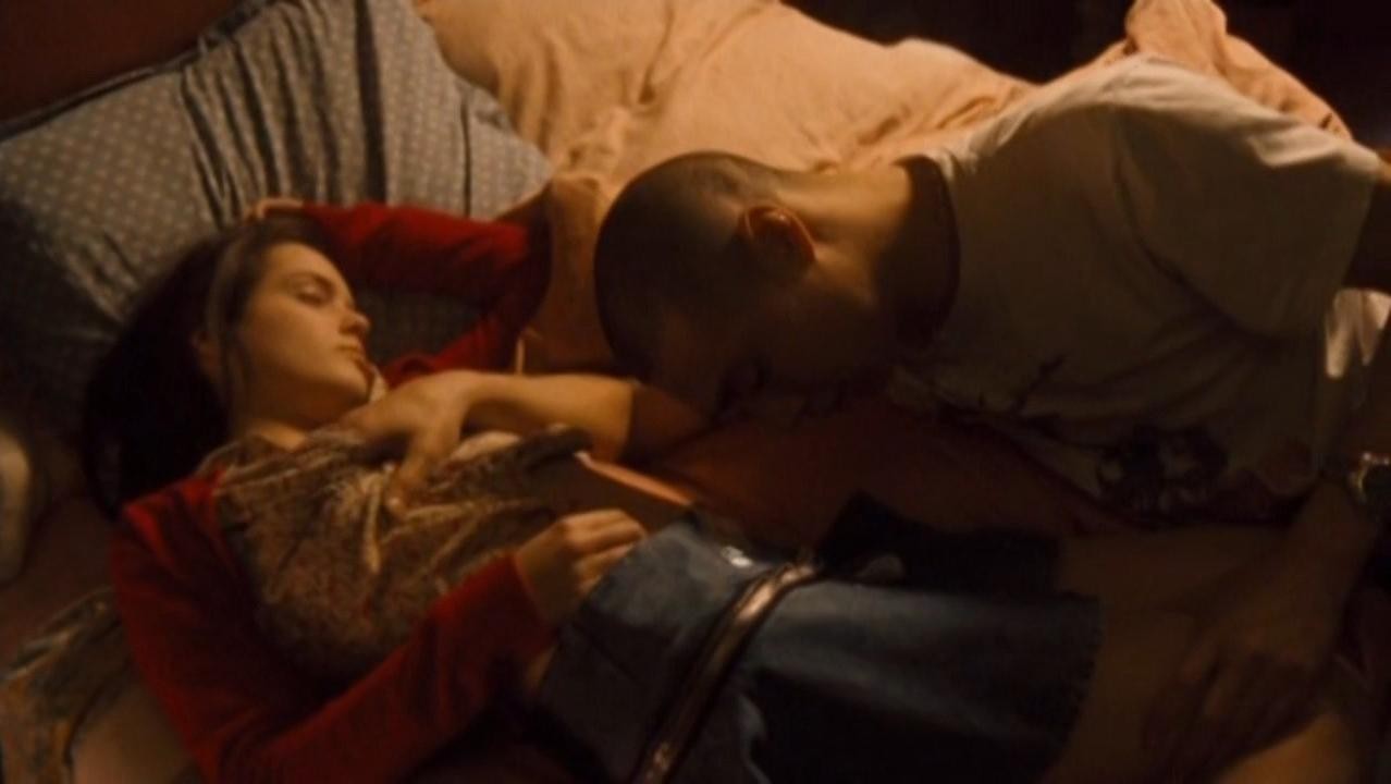 roxane-mesquida-nude-scenes-6 roxane mesquida nude scenes 6