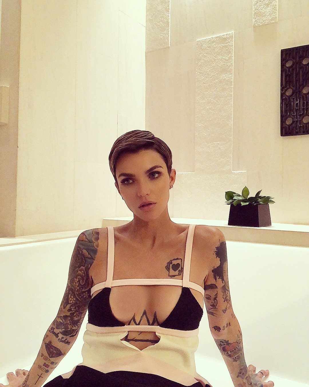 ruby-rose-sexy-batwomen-18 ruby rose sexy batwomen 18