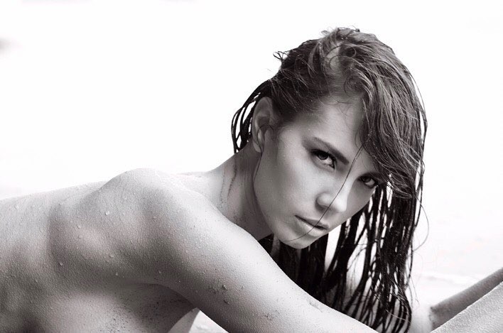 sabrina-janssen-topless-sexy-thefappening-pro-13 sabrina janssen topless sexy thefappening pro 13