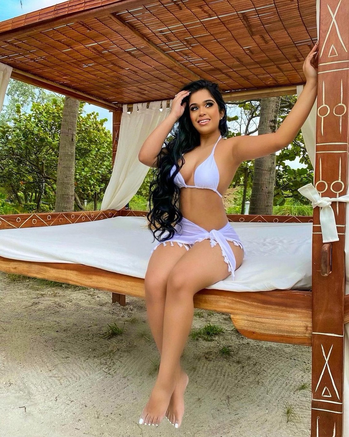 sadey-ali-flaunts-her-ass-in-a-revealing-bikini-thefappening-cfd-7 Sadey Ali Sexy Bikini