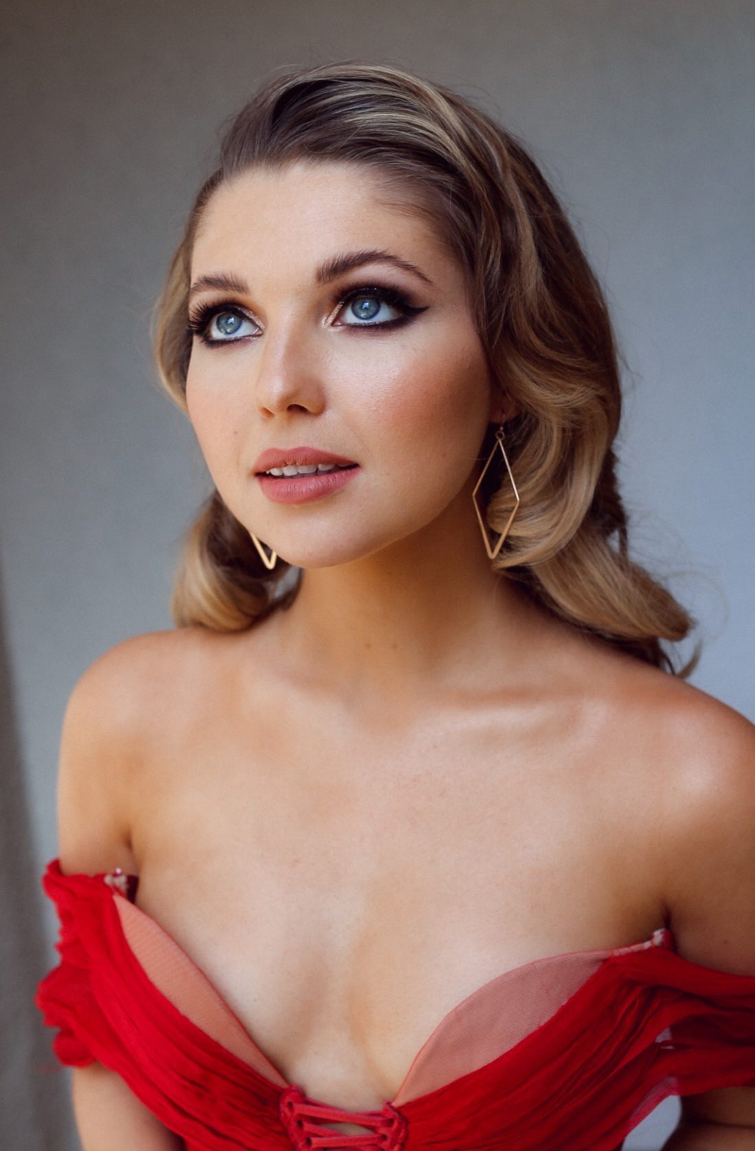 sammi-hanratty-cleavage-thefappening-cfd-3 sammi hanratty cleavage thefappening cfd 3