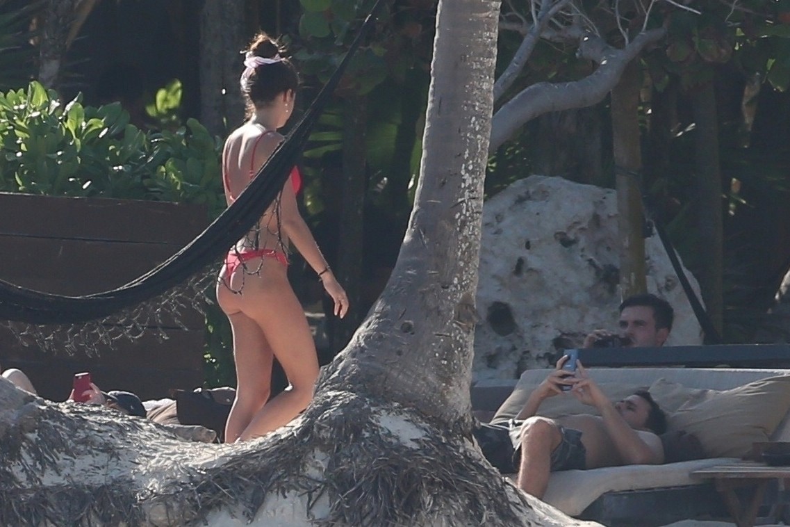 sara-sampaio-bikini-ass-20 sara sampaio bikini ass 20