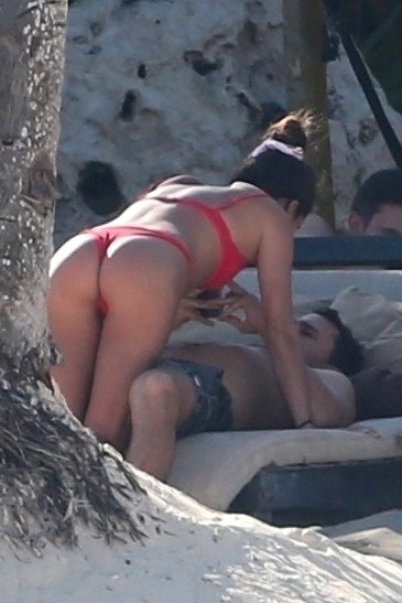 sara-sampaio-bikini-ass-5 sara sampaio bikini ass 5