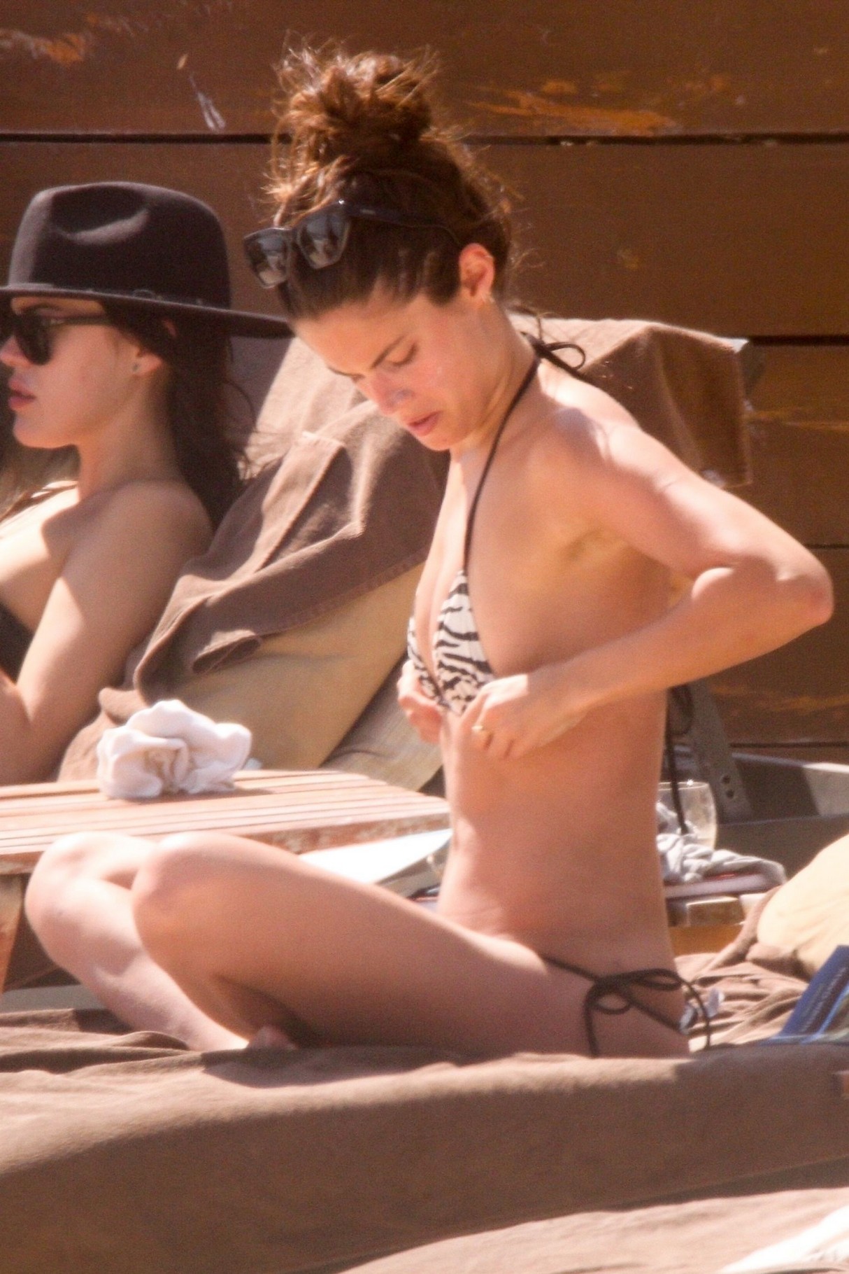 sara-sampaio-sexy-bikini-ass-thefappening-cfd-1 Sara Sampaio Revealing Bikini