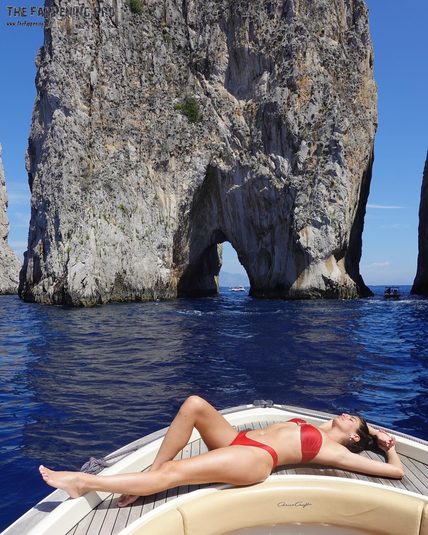 sara-sampaio-sexy-thefappening-cfd-5 Sara Sampaio Feet