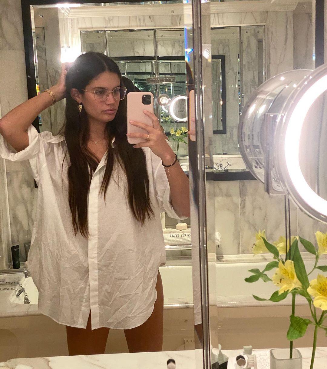 sara-sampaio-topless-thefappeningpro-6 Sara Sampaio Selfie