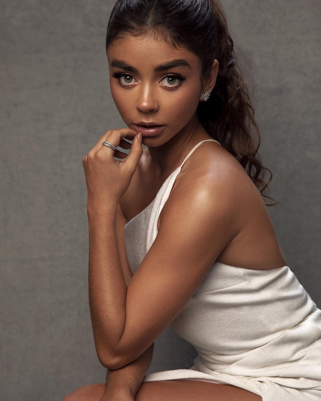 sarah-hyland-sexy-8 sarah hyland sexy 8