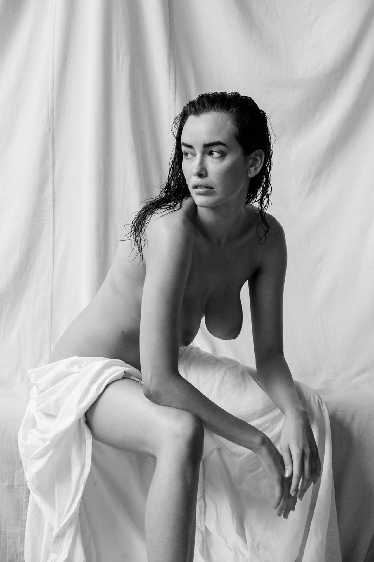 sarah-stephens-naked-12 Sarah Stephens Topless