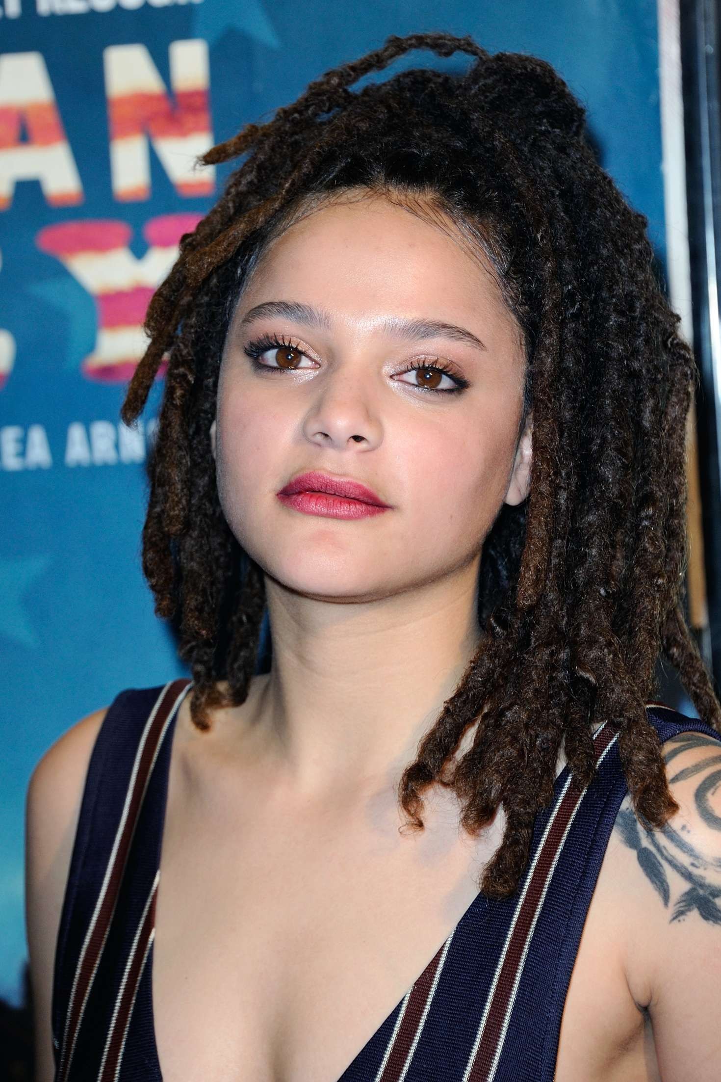 sasha-lane-tits-public-19 sasha lane tits public 19