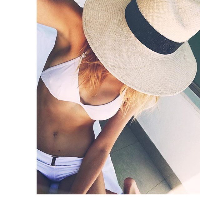 sasha-luss-sexy-40 Sasha Luss Bikini