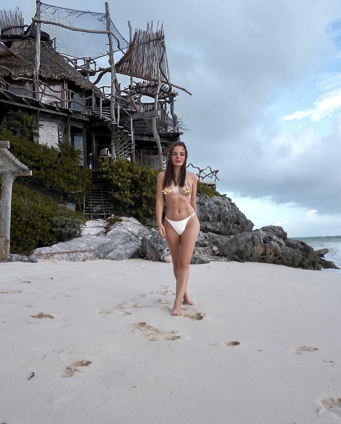 sasha-spilberg-bikini-thefappening-cfd-13 Sasha Spilberg Hot In A Bikini
