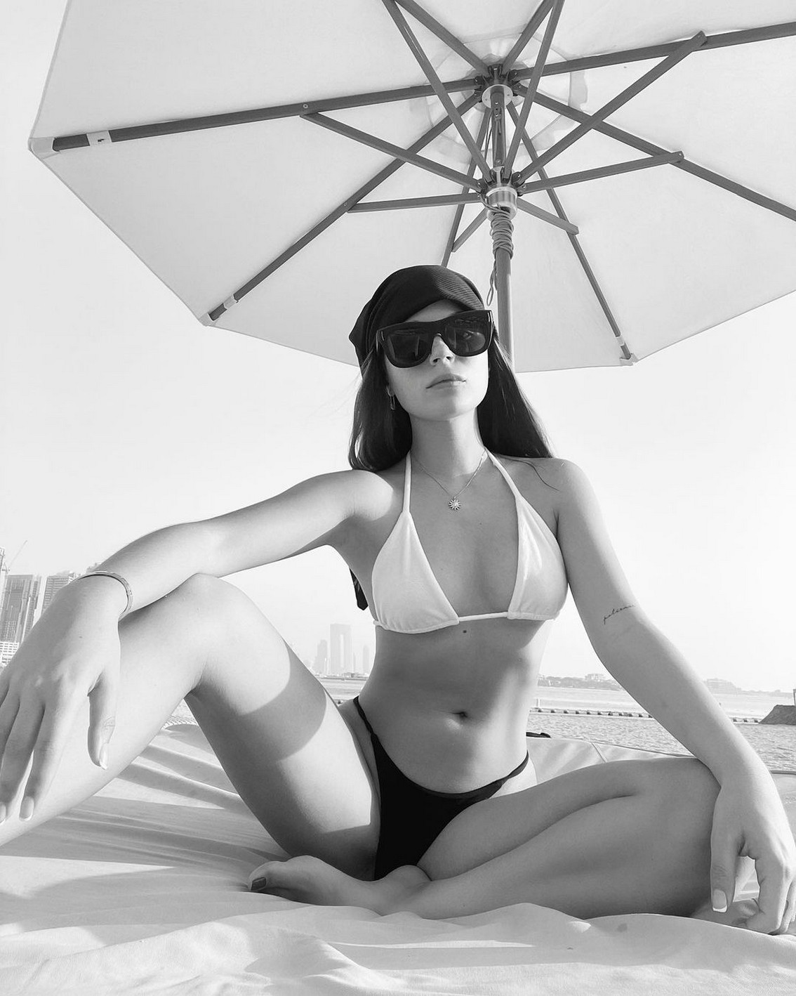 sasha-spilberg-bikini-thefappening-cfd-16 Sasha Spilberg Spread Her LEgs Wide