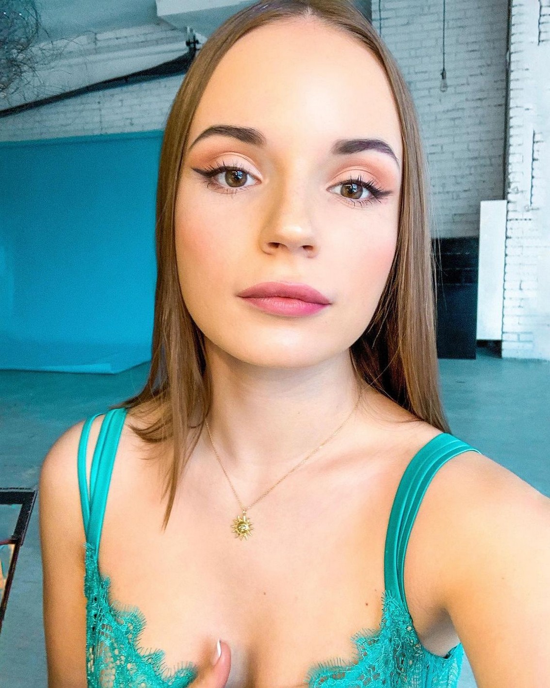 sasha-spilberg-selfie-thefappening-cfd-4 sasha spilberg selfie thefappening cfd 4