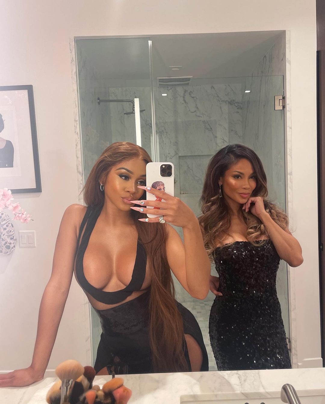 saweetie-hot-selfie-thefappening-cfd-4 Saweetie Cleabage