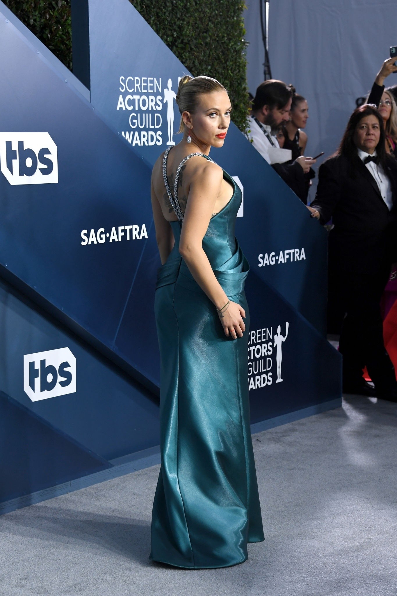 scarlett-johansson-cleavage-the-fappening-pro-2 scarlett johansson cleavage the fappening pro 2
