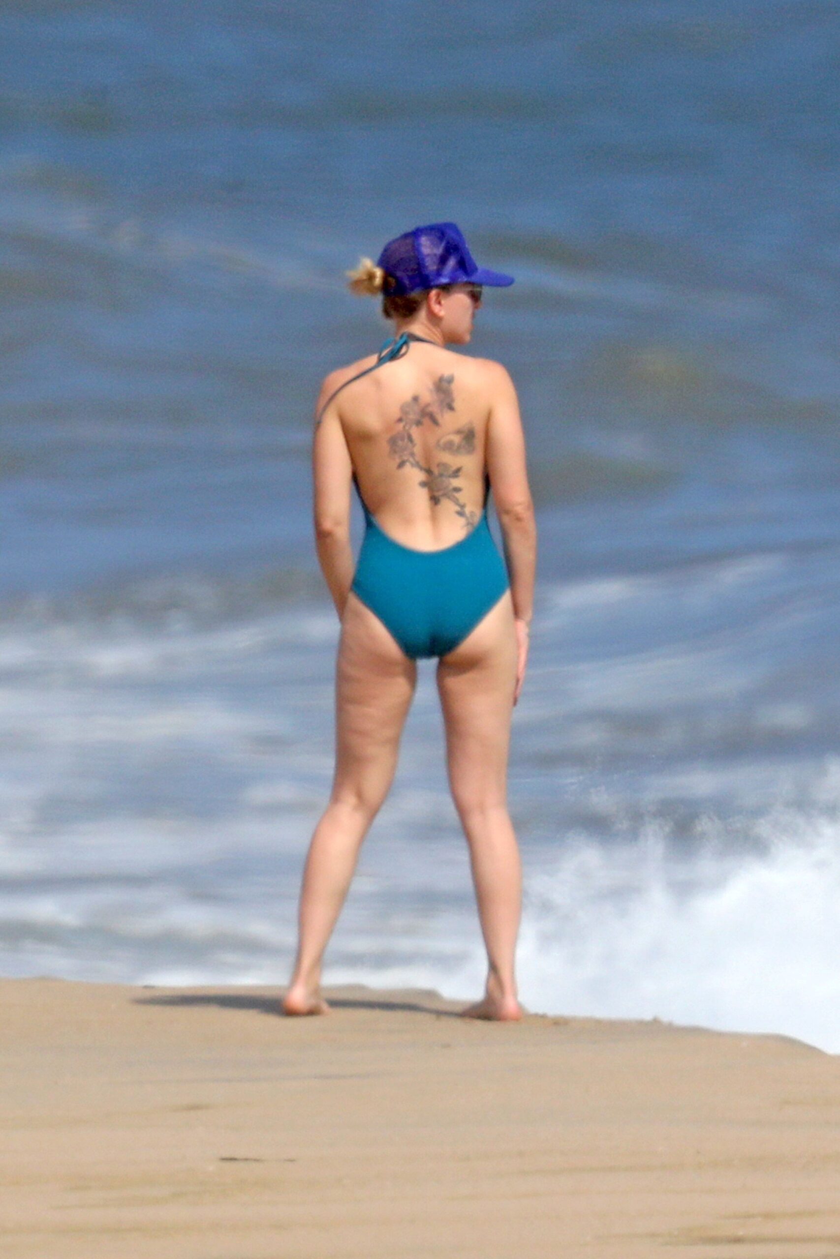 scarlett-johansson-sexy-ass-thefappening-cfd-19-1 Scarlett Johansson Fappening