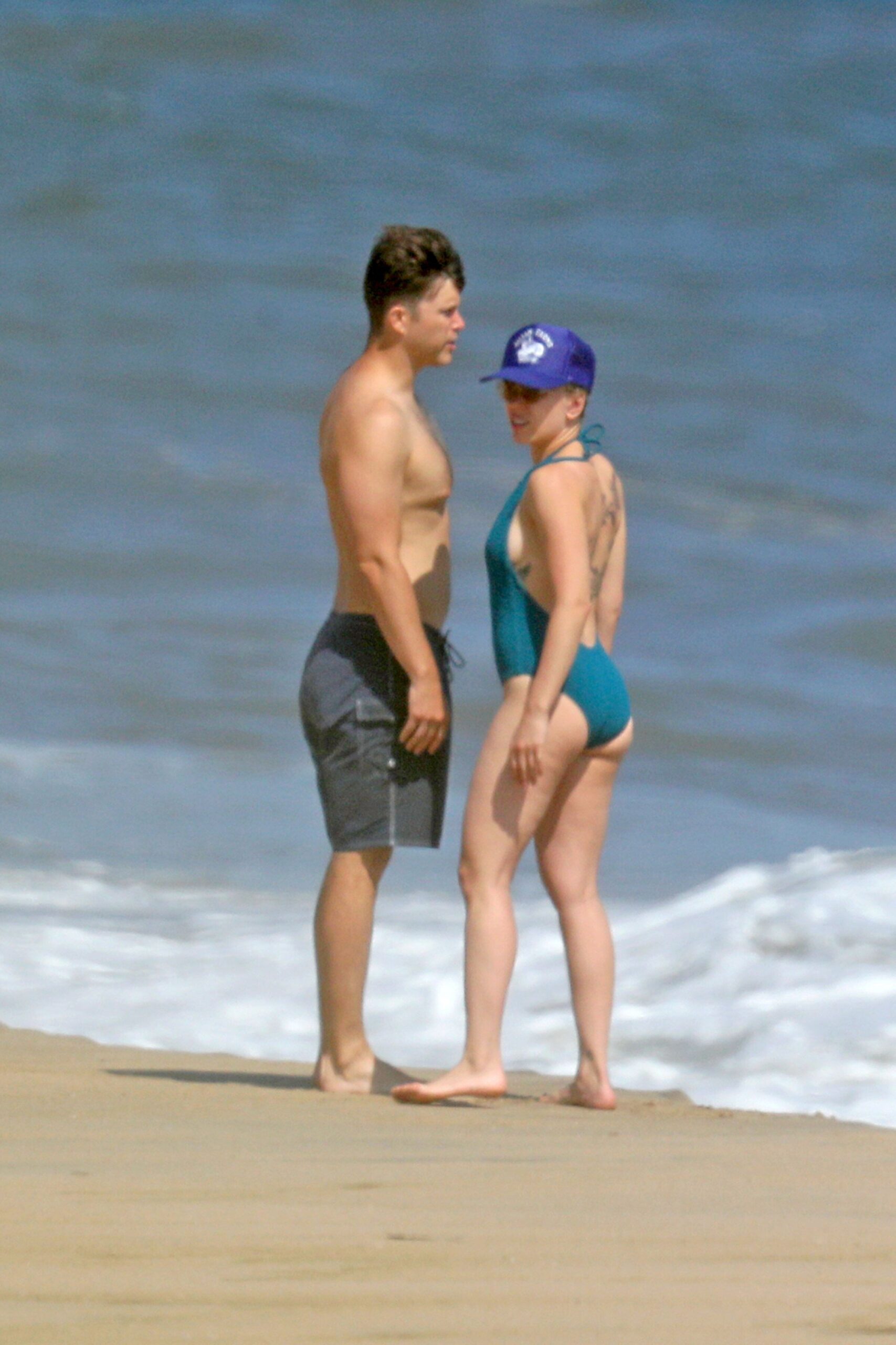 scarlett-johansson-sexy-ass-thefappening-cfd-8 Scarlett Johansson SideBoobs
