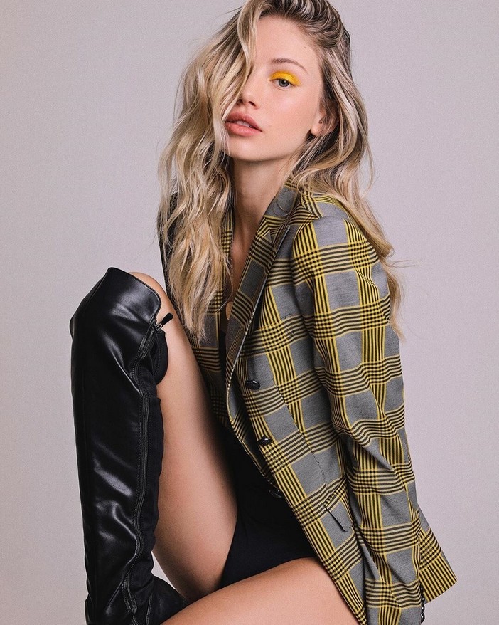 scarlett-leithold-sexy-thefappening-cfd-20 scarlett leithold sexy thefappening cfd 20
