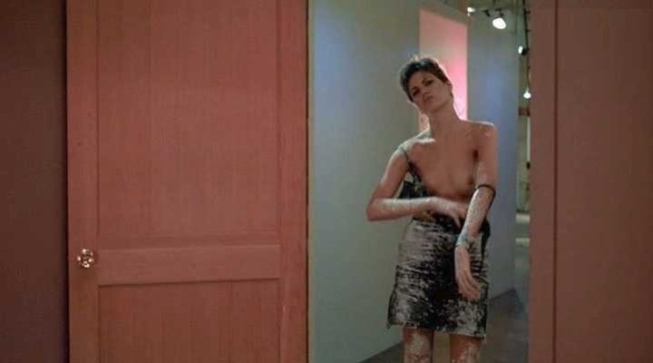 scene-from-after-hours-linda-fiorentino-hot-tits-1 scene from after hours linda fiorentino hot tits 1