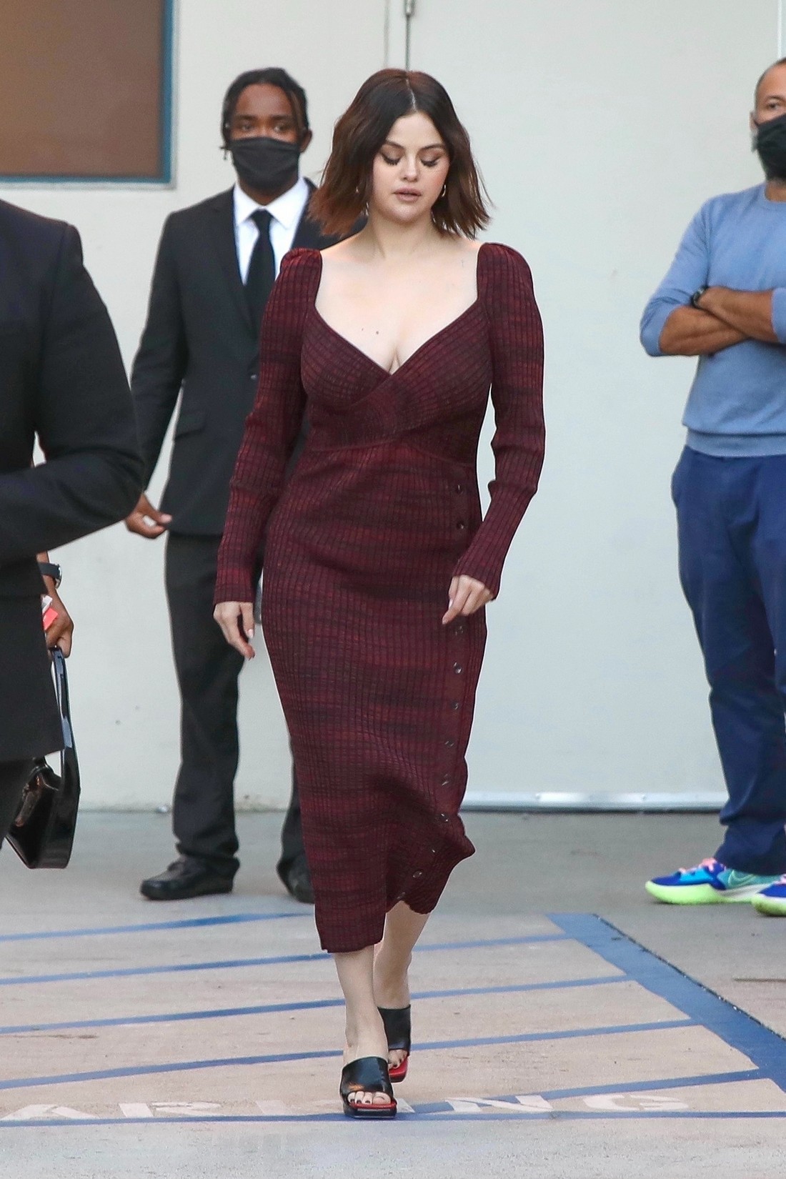 selena-gomez-cleavege-thefappening-cfd-16 selena gomez cleavege thefappening cfd 16