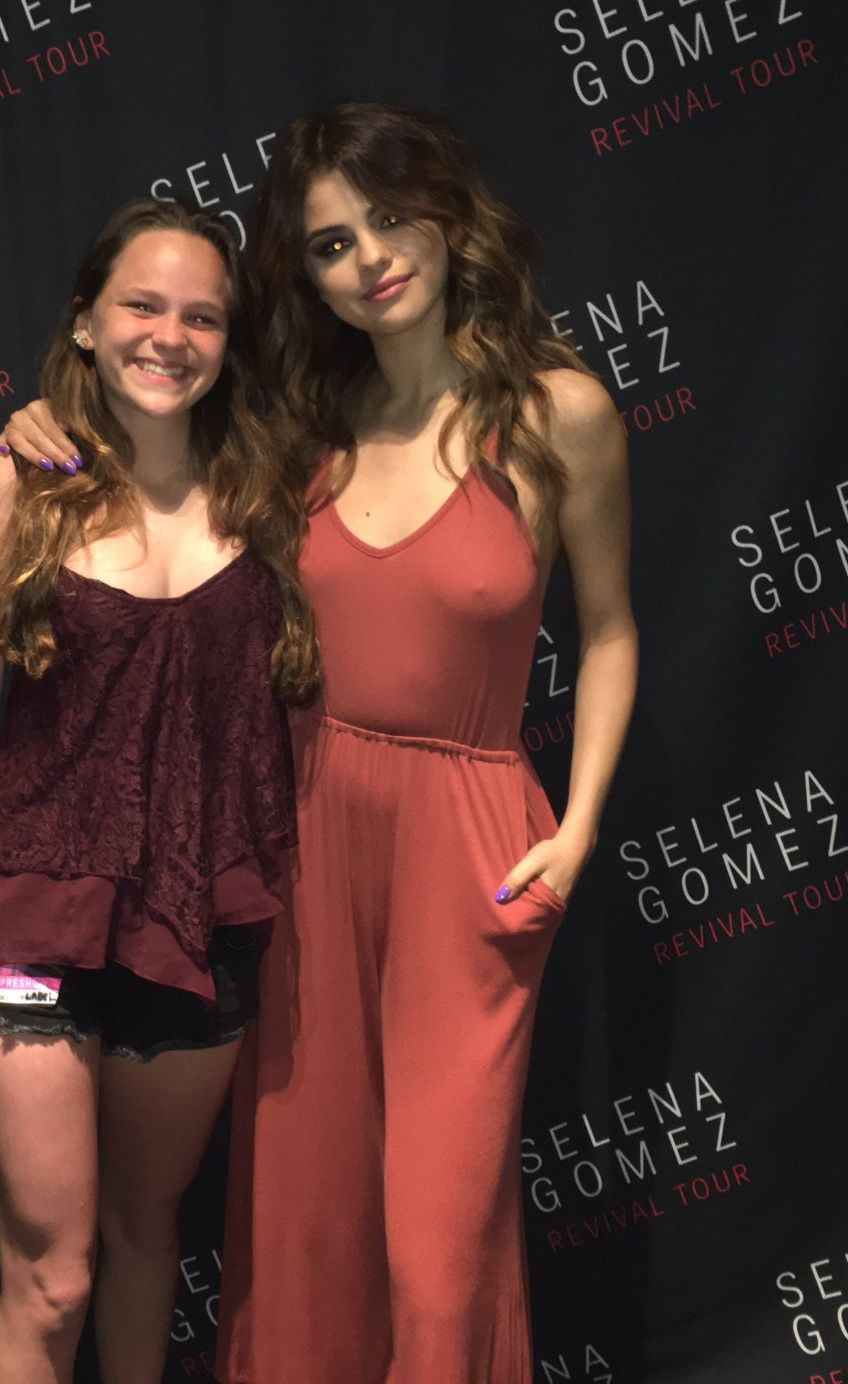 selena-gomez-nude-sexy-75 Selena Gomez Tits