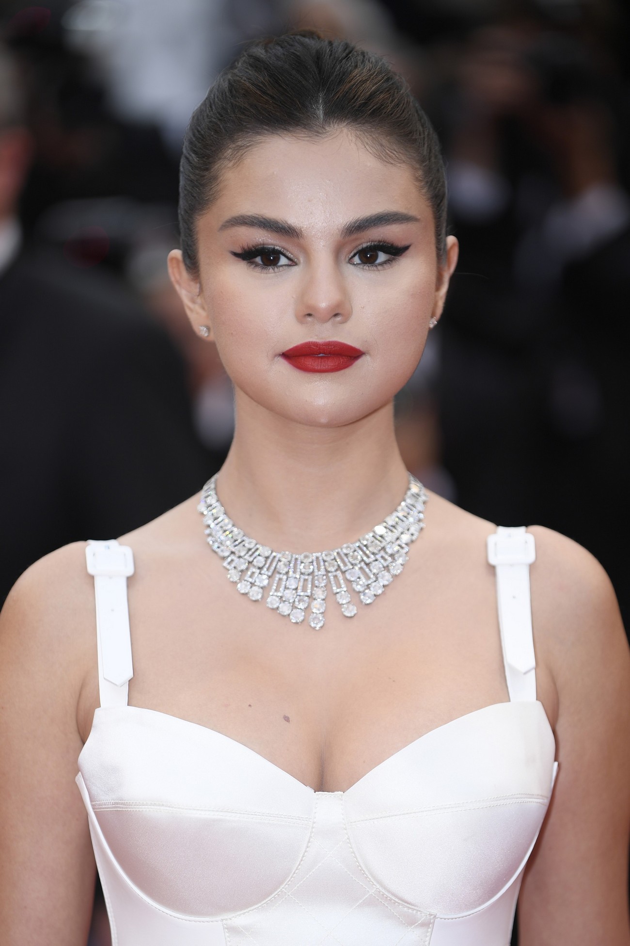 selena-gomez-sexy-cannes-6 selena gomez sexy cannes 6