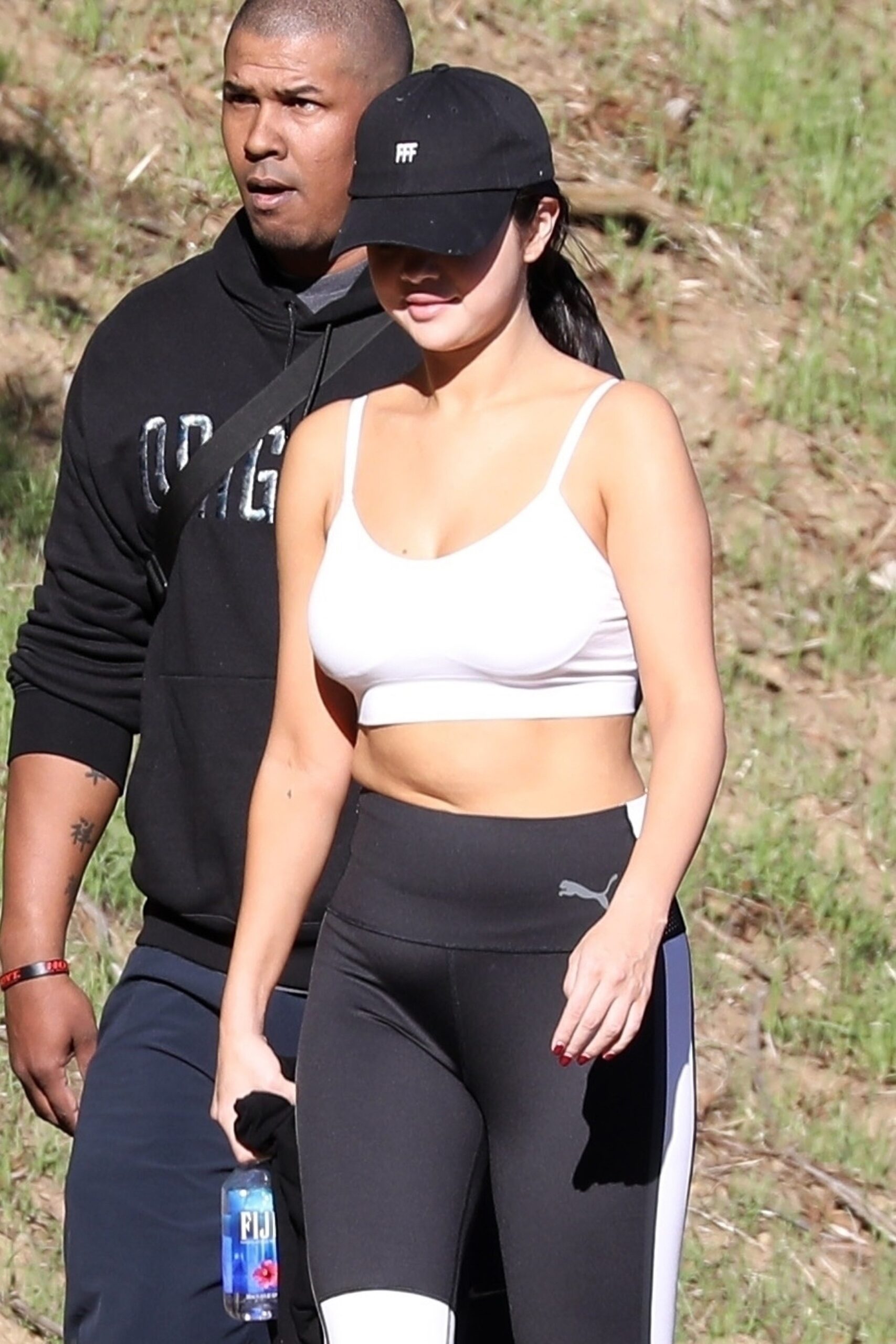 selena-gomez-sexy-malibu-21 selena gomez sexy malibu 21 scaled