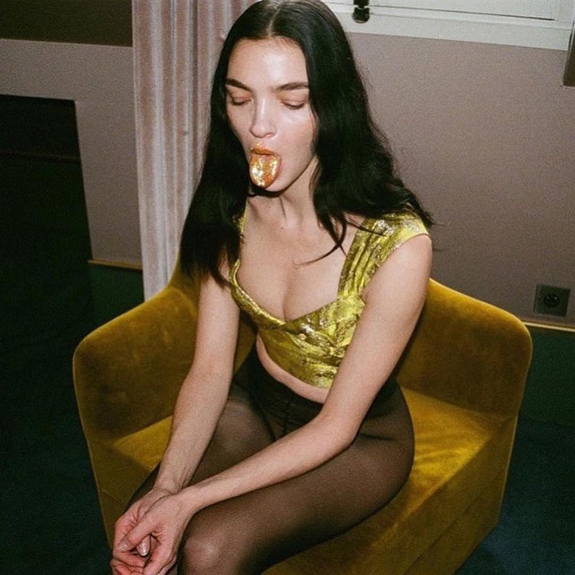 Mariacarla Boscono In Stockings