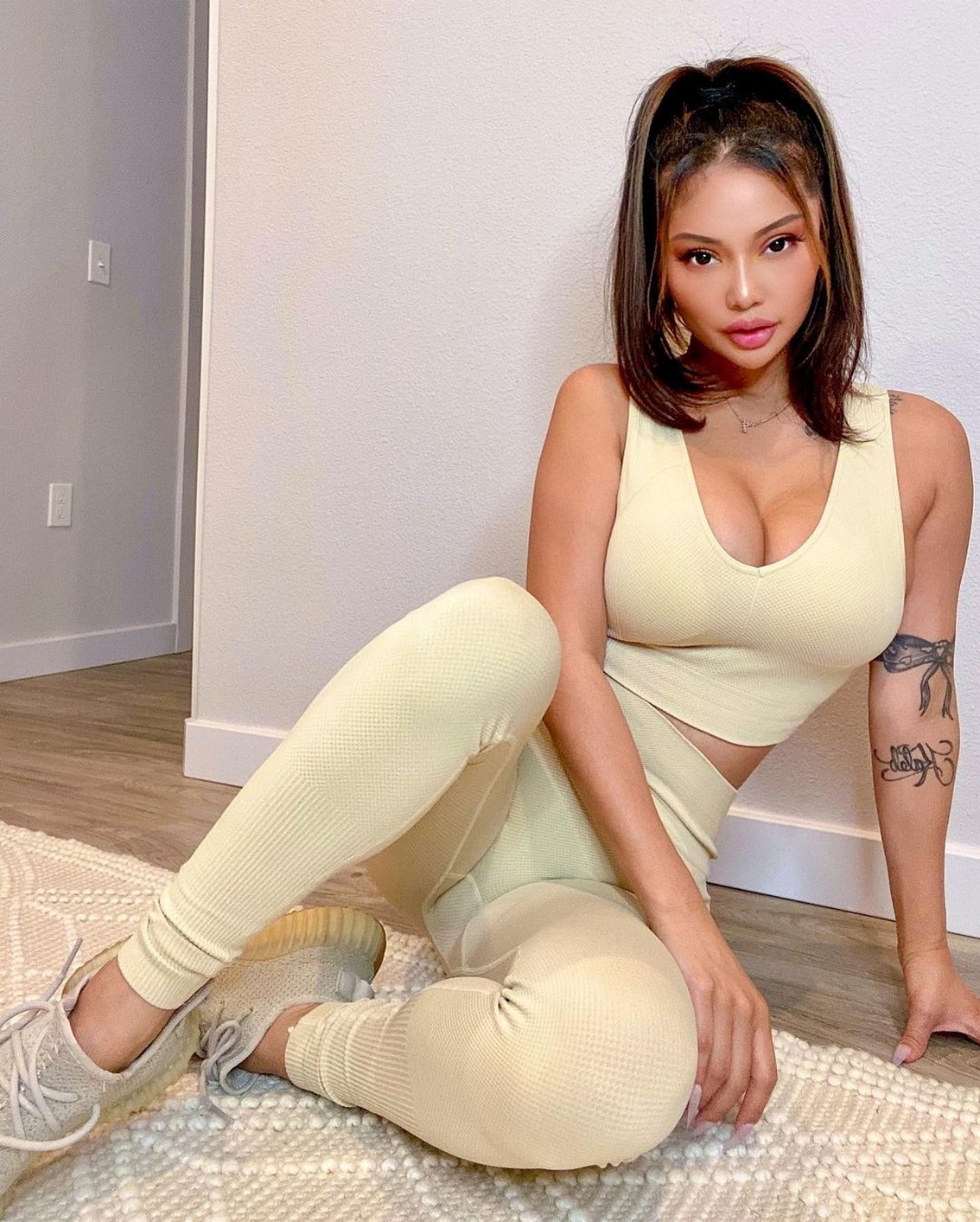 sexy-photos-of-ashley-vee-never-published-before-thefappening-cfd-22 sexy photos of ashley vee never published before thefappening cfd 22