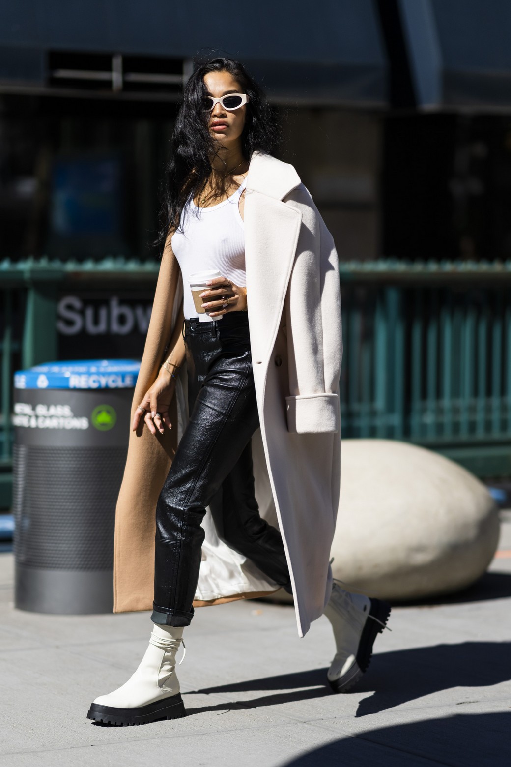 shanina-shaik-braless-thefappening-cfd-20 shanina shaik braless thefappening cfd 20