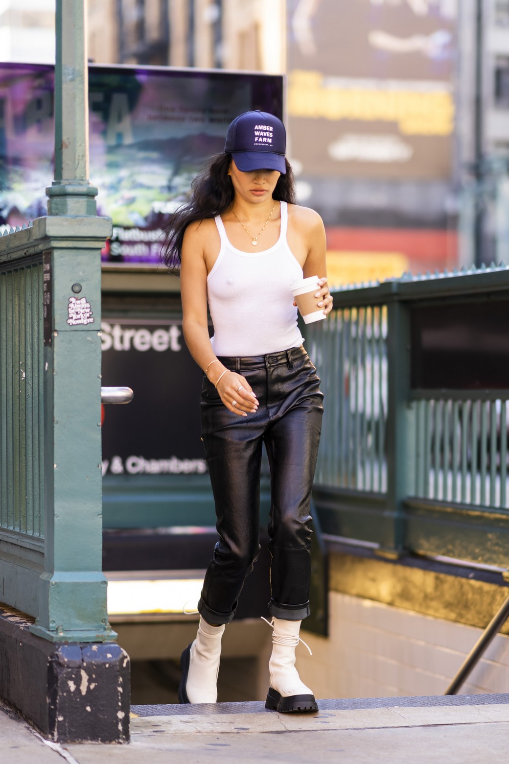 shanina-shaik-braless-thefappening-cfd-4 Shanina Shaik Braless