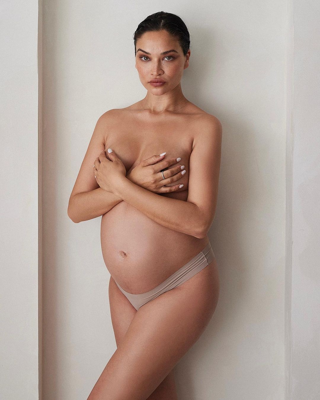 shanina-shaik-hot-pregnant-thefappening-cfd-6-1 Shanina Shaik Topless