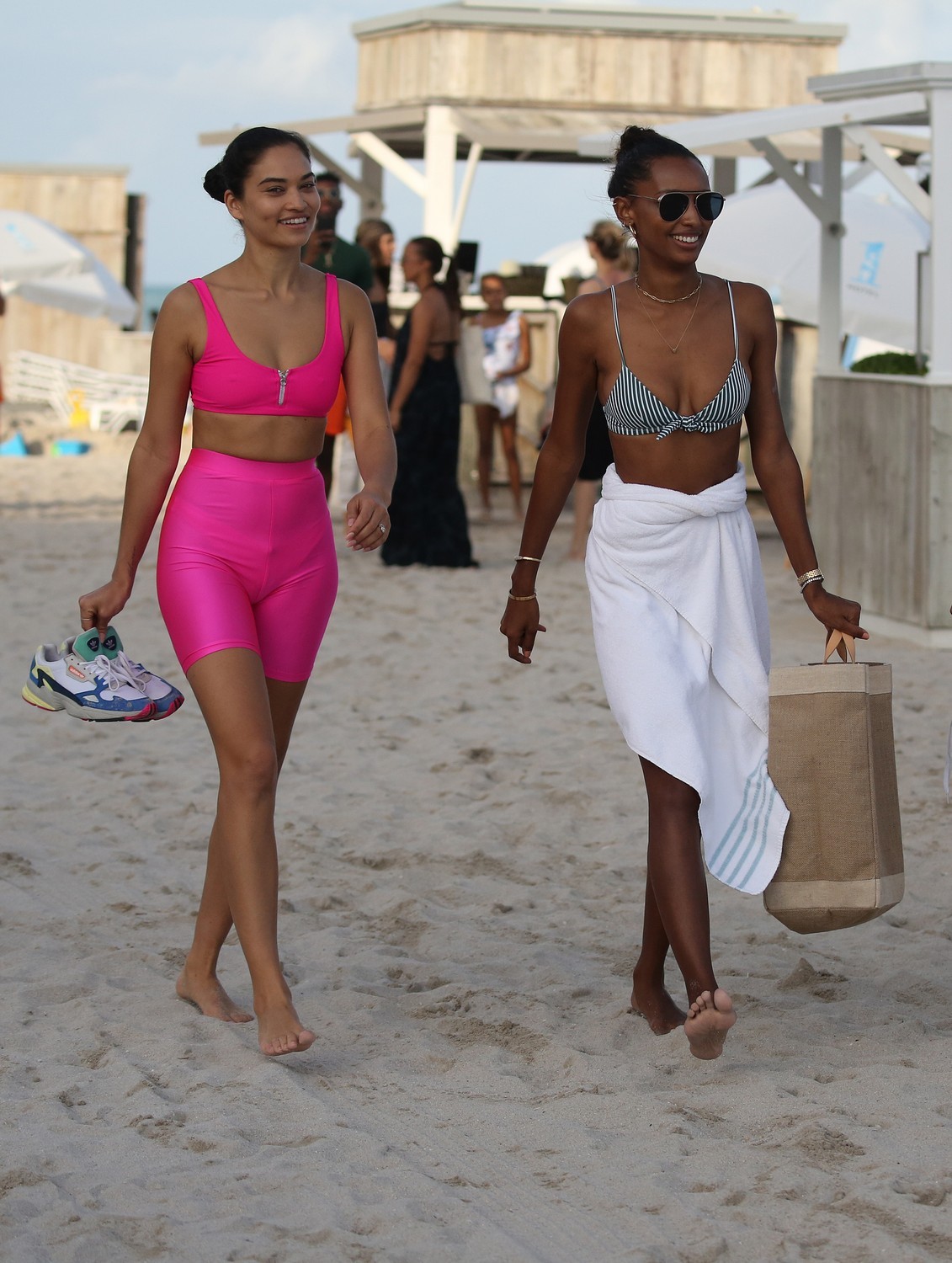 shanina-shaik-jasmine-tookes-lais-ribeiro-sexy-38 shanina shaik jasmine tookes lais ribeiro sexy 38