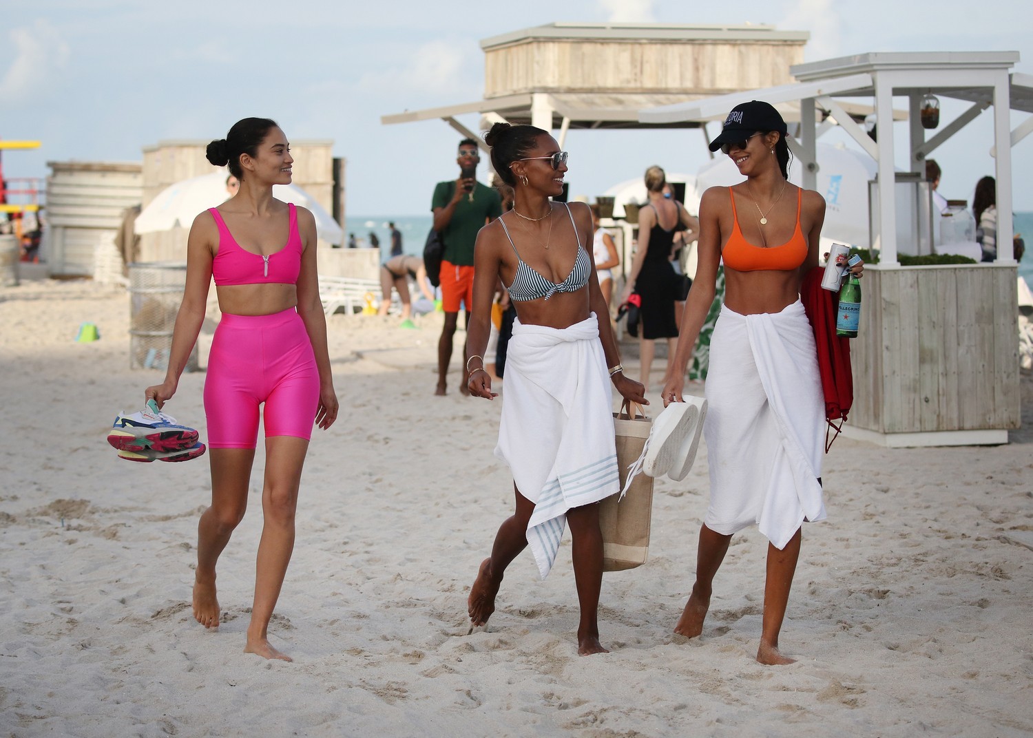 shanina-shaik-jasmine-tookes-lais-ribeiro-sexy-44 shanina shaik jasmine tookes lais ribeiro sexy 44