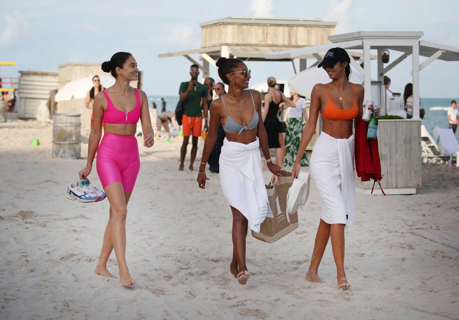 shanina-shaik-jasmine-tookes-lais-ribeiro-sexy-70 shanina shaik jasmine tookes lais ribeiro sexy 70