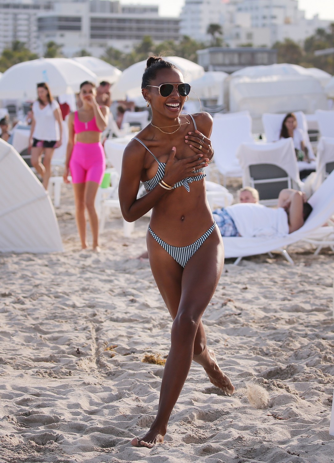 shanina-shaik-jasmine-tookes-lais-ribeiro-sexy-9 shanina shaik jasmine tookes lais ribeiro sexy 9