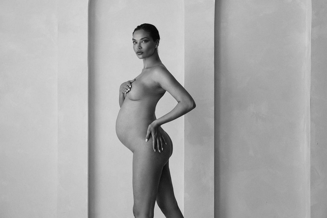shanina-shaik-nude-pregnant-thefappening-cfd-1 Shanina Shaik BW Preggo