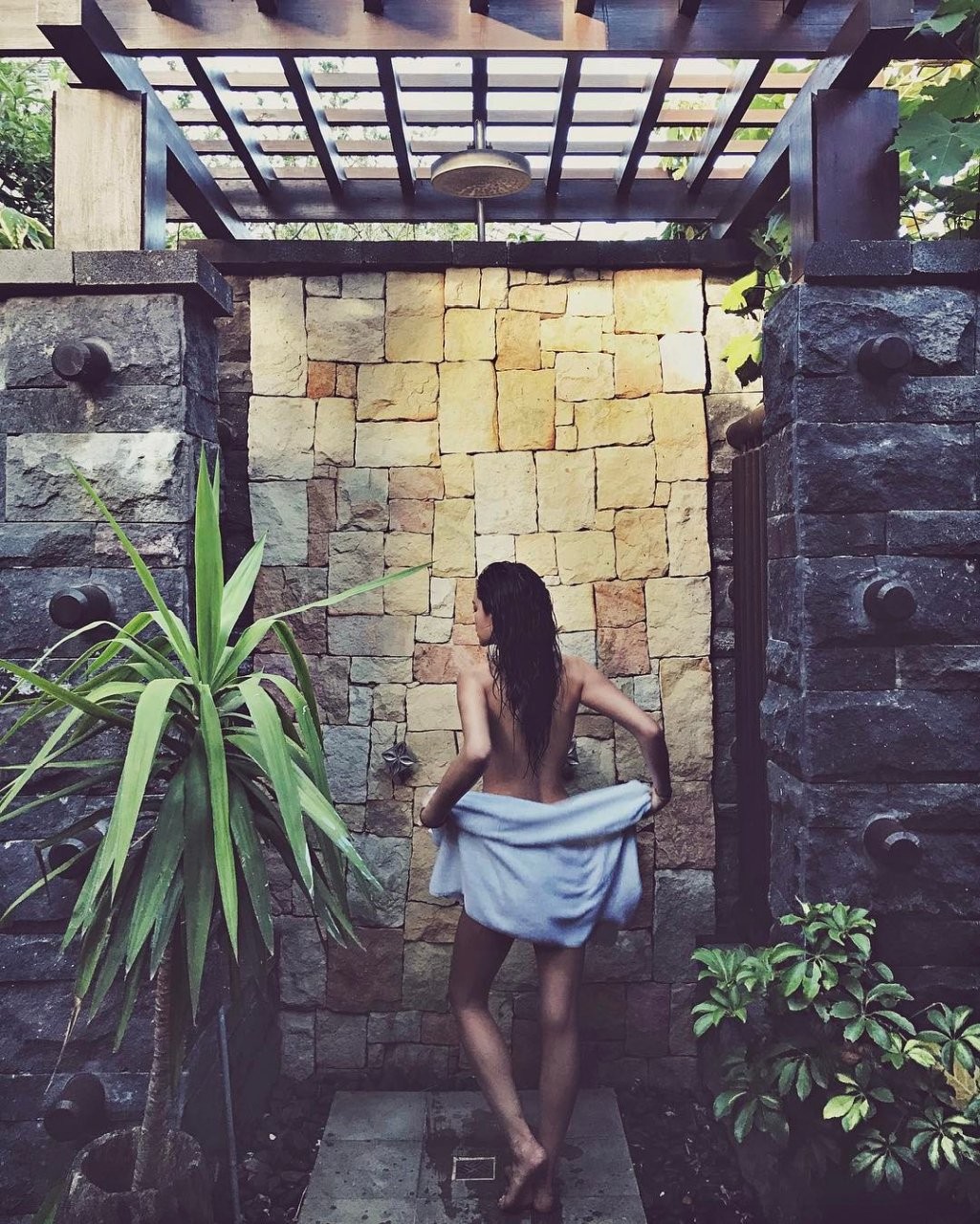 shay-mitchell-nude-sexy-51 shay mitchell nude sexy 51