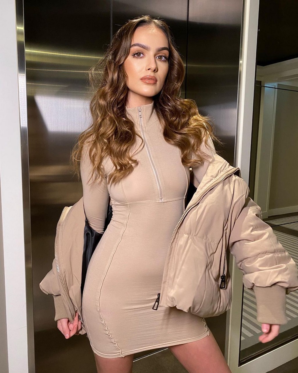 siannise-fudge-sexiest-pics-thefappening-cfd-16 Siannise Fudge Braless