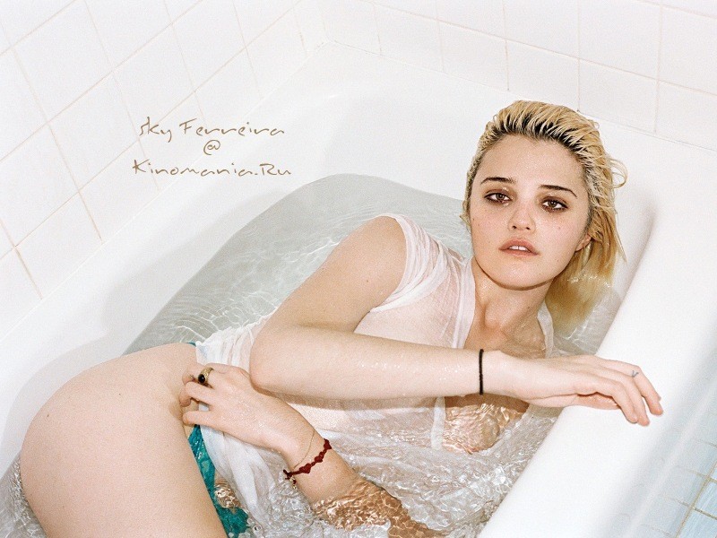 sky-ferreira-nude-sexy-29 Sky-Ferreira-Nude-Sexy-29