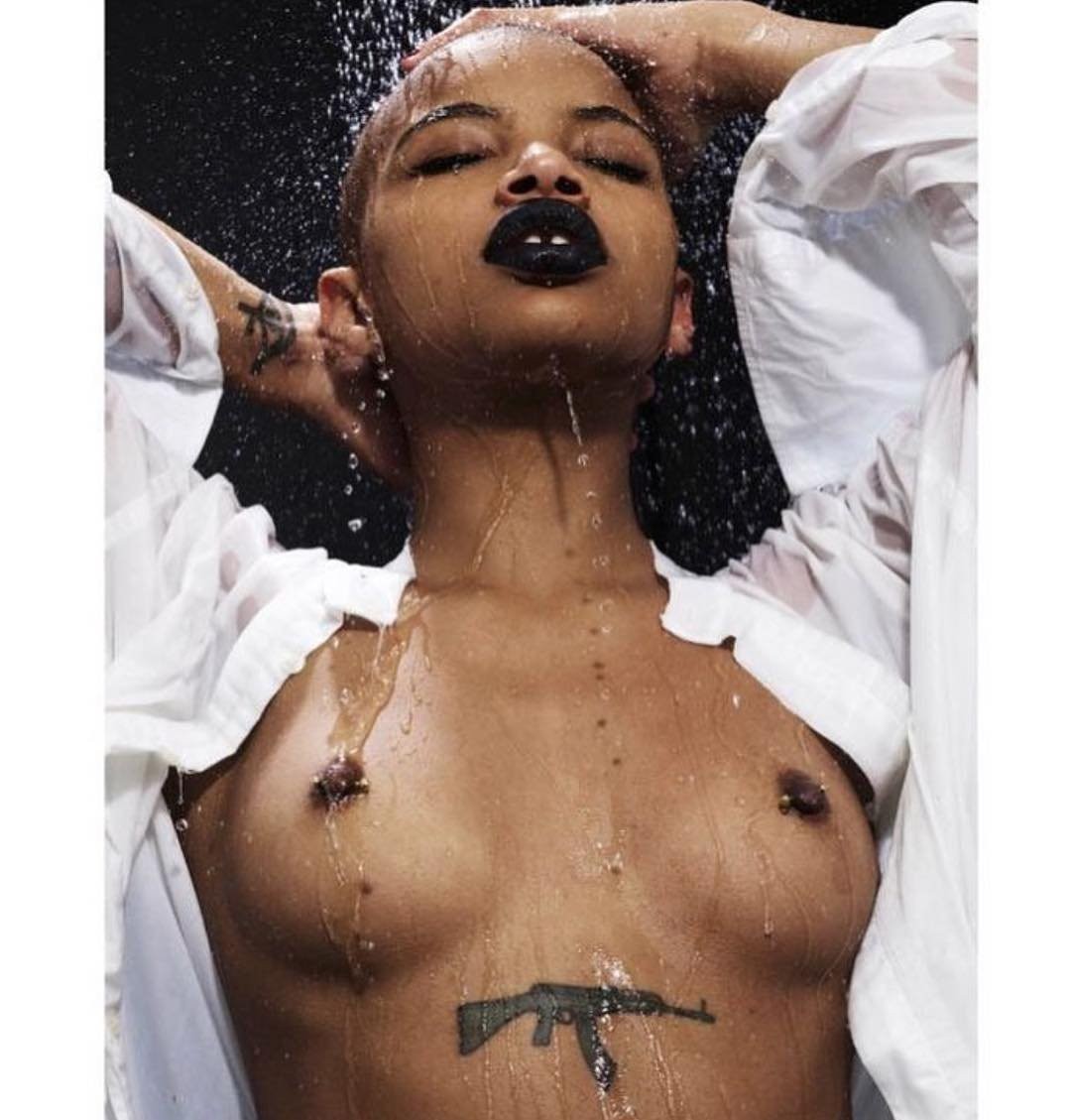 slick-woods-topless-7 Slick Woods Topless