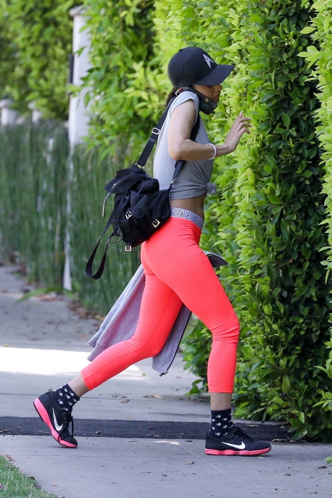 sofia-boutella-in-leggings-thefappening-pro-5 Sofia Boutella Ass In Leggings